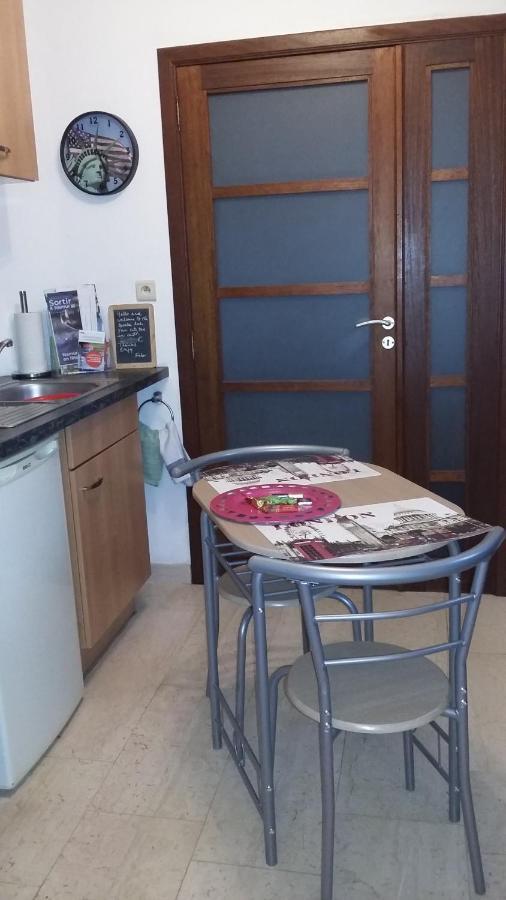 Le Broctia Rose Appartement Namen Buitenkant foto