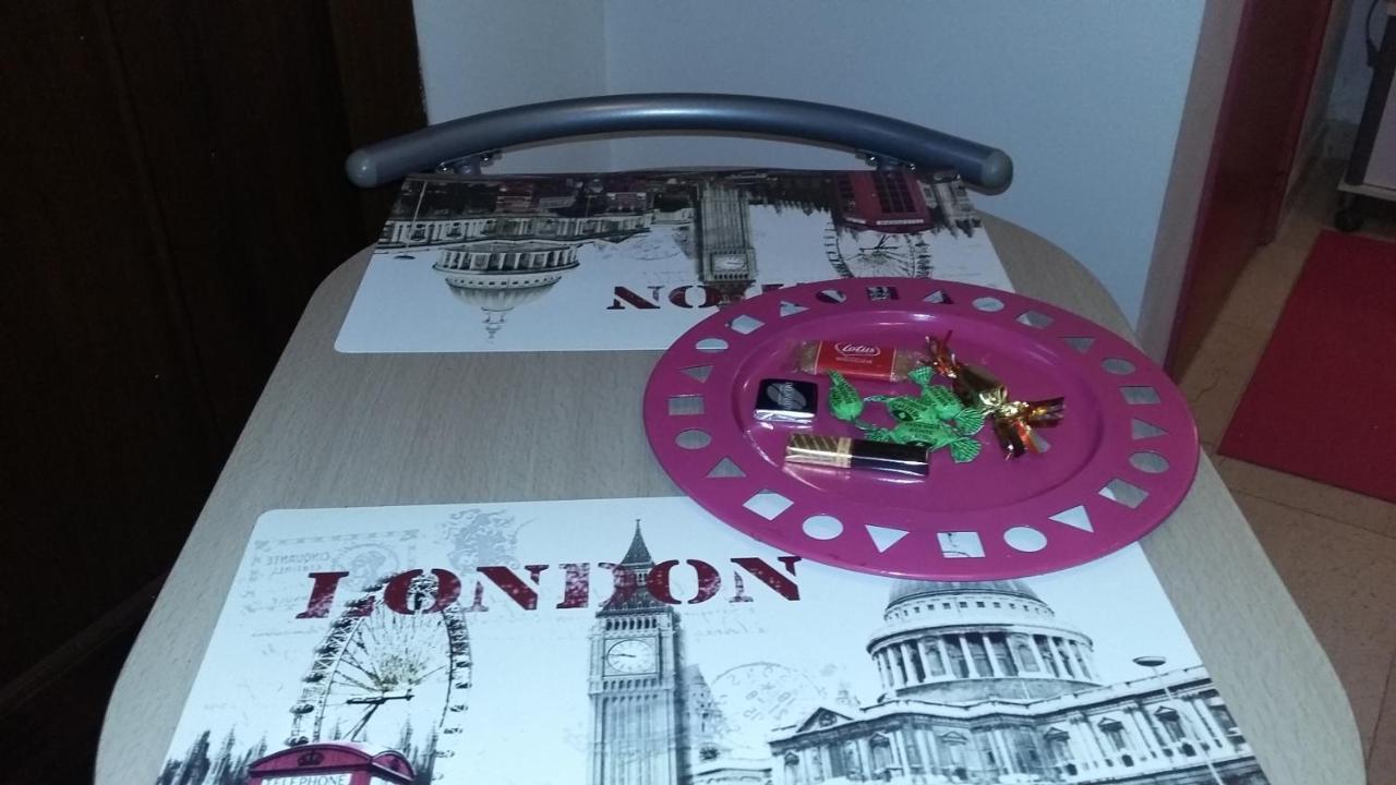 Le Broctia Rose Appartement Namen Buitenkant foto